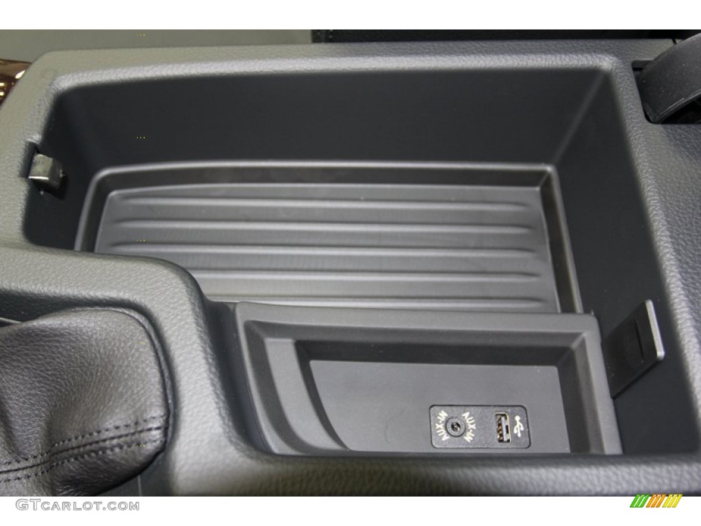 2013 3 Series 328i Sedan - Glacier Silver Metallic / Black photo #20