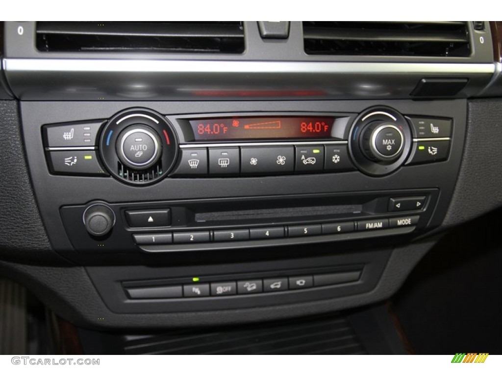 2013 BMW X5 xDrive 35i Premium Controls Photo #78276928
