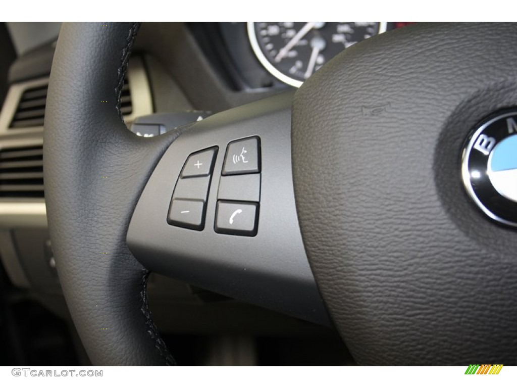 2013 BMW X5 xDrive 35i Premium Controls Photo #78277039