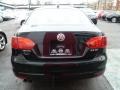 Black - Jetta SE Sedan Photo No. 4