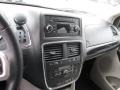 Stone White - Grand Caravan Crew Photo No. 18