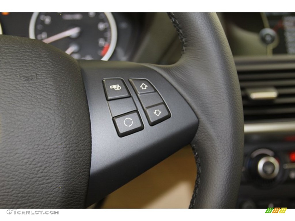 2013 BMW X5 xDrive 35i Premium Controls Photo #78278164