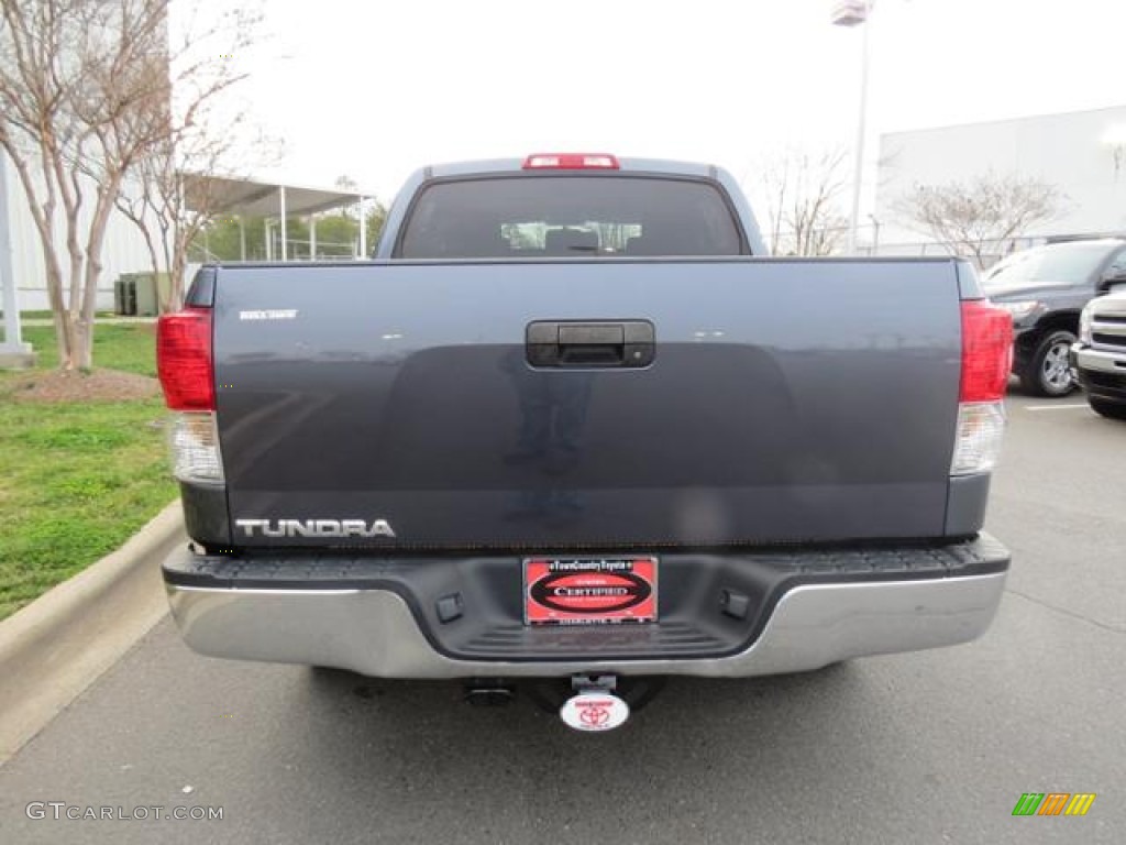 2010 Tundra SR5 CrewMax - Slate Gray Metallic / Black photo #32