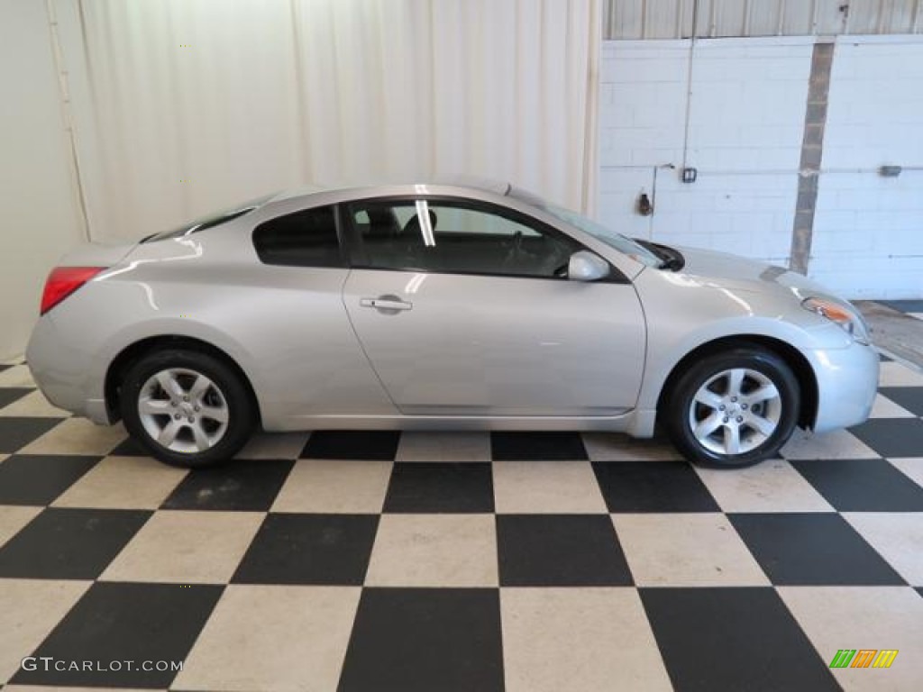 2008 Altima 2.5 S Coupe - Radiant Silver Metallic / Charcoal photo #30