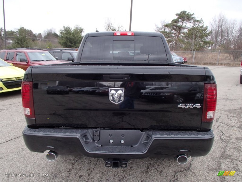 2013 Ram 1500 Sport Crew Cab 4x4 Exhaust Photo #78281075