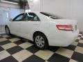 Super White - Camry LE Photo No. 28