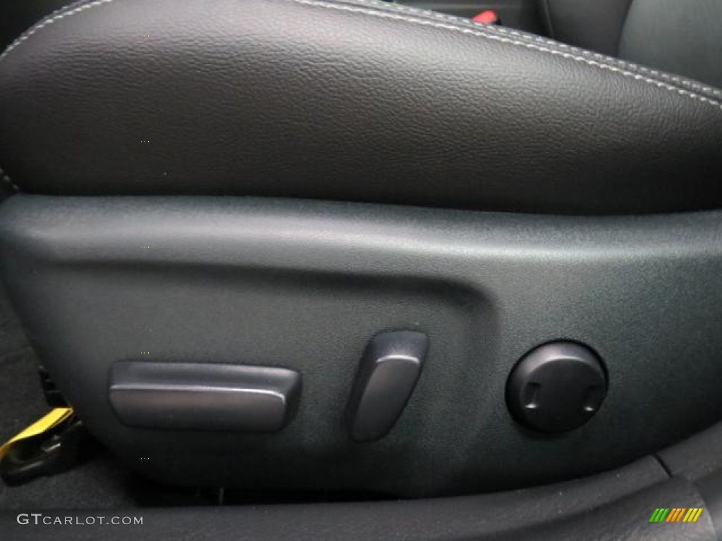 2013 Camry SE - Magnetic Gray Metallic / Black photo #9