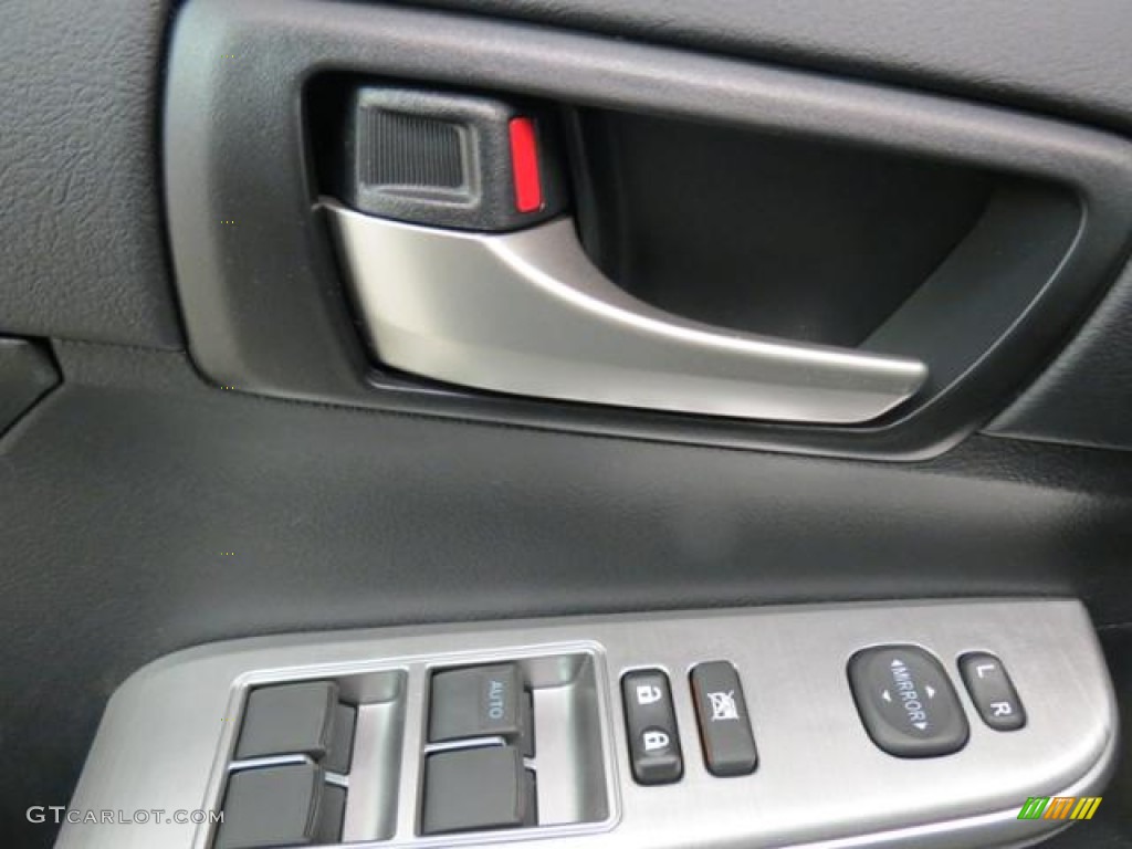 2013 Camry SE - Magnetic Gray Metallic / Black photo #10