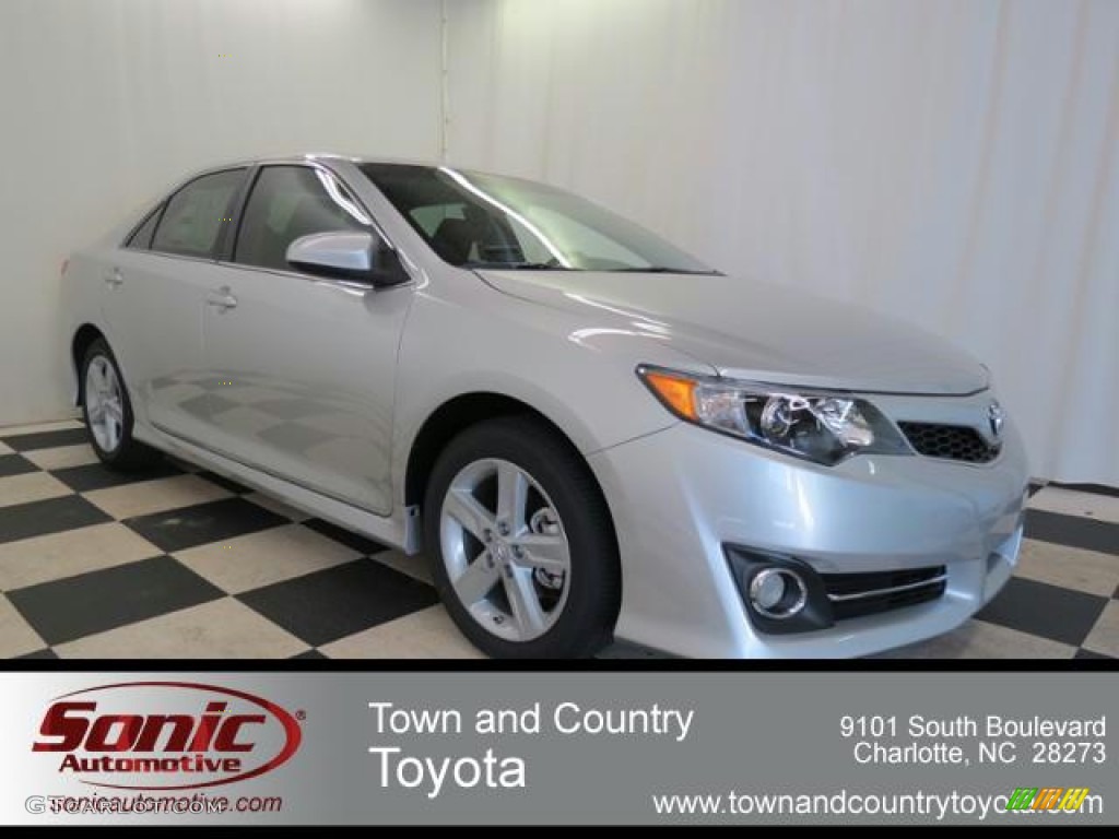 2013 Camry SE - Classic Silver Metallic / Black photo #1