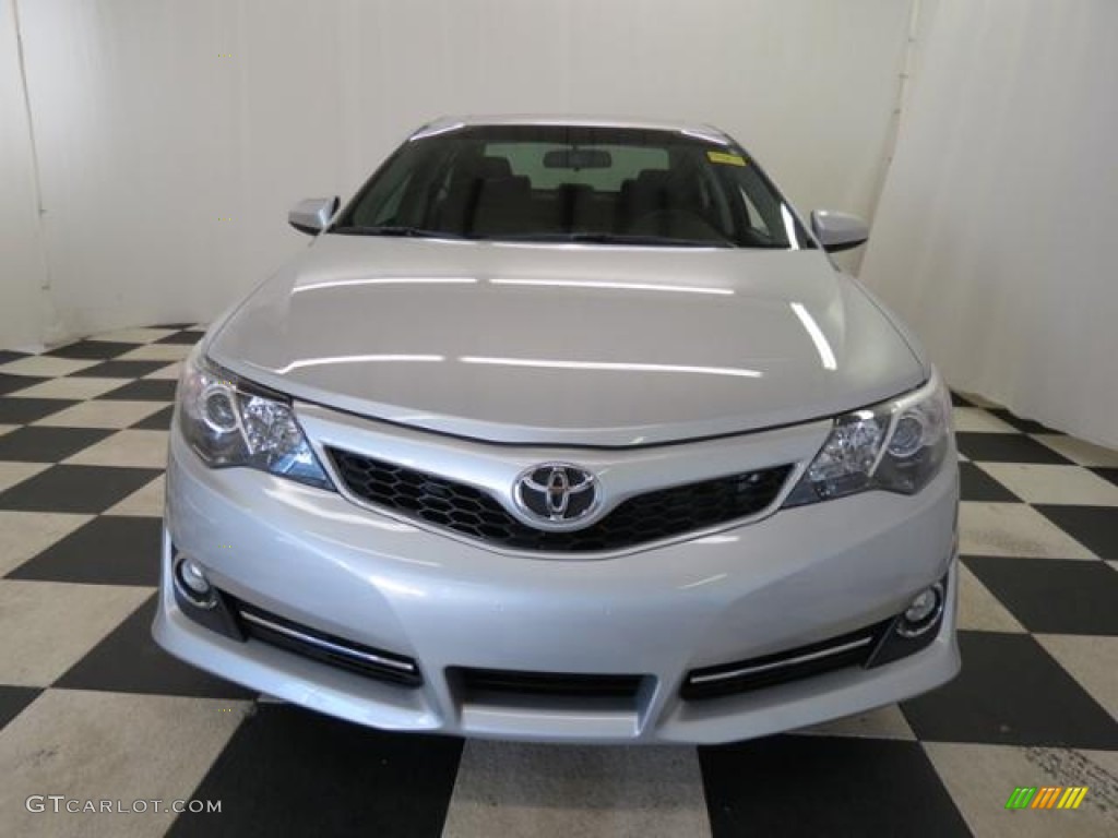 2013 Camry SE - Classic Silver Metallic / Black photo #2