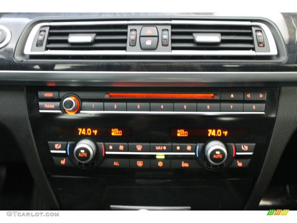 2009 BMW 7 Series 750Li Sedan Controls Photo #78286304