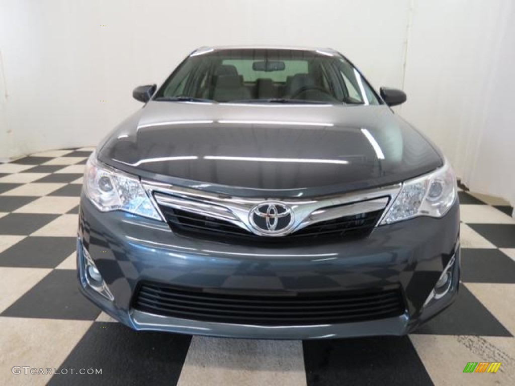 2013 Camry XLE - Magnetic Gray Metallic / Ash photo #2