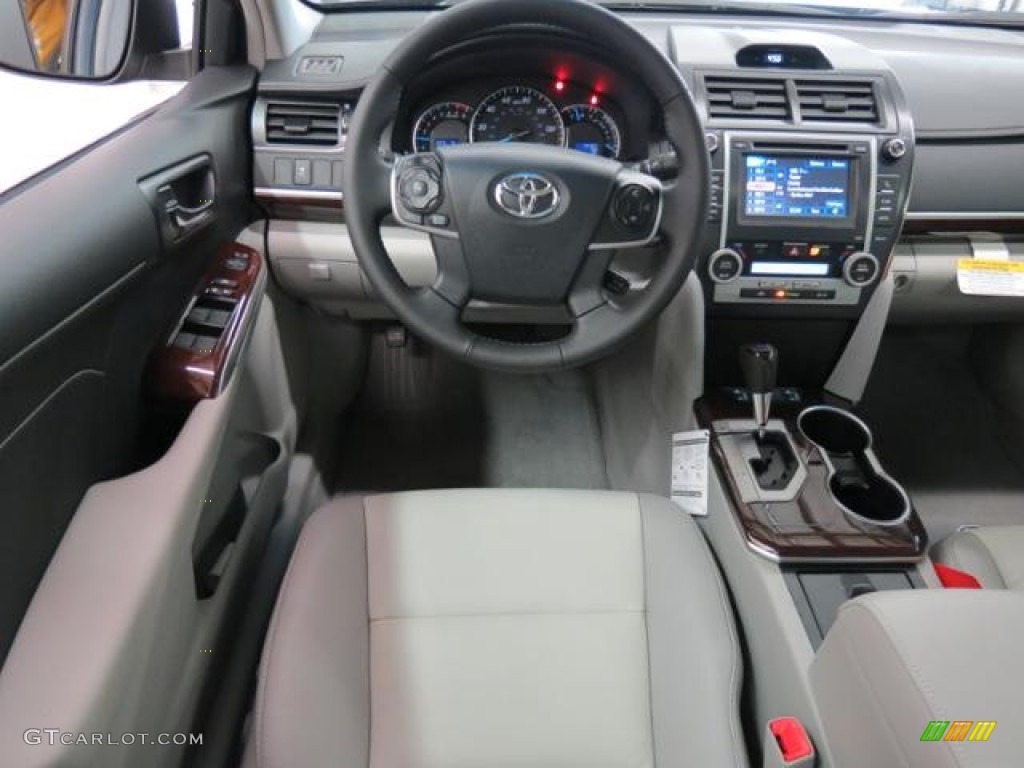 2013 Camry XLE - Magnetic Gray Metallic / Ash photo #5