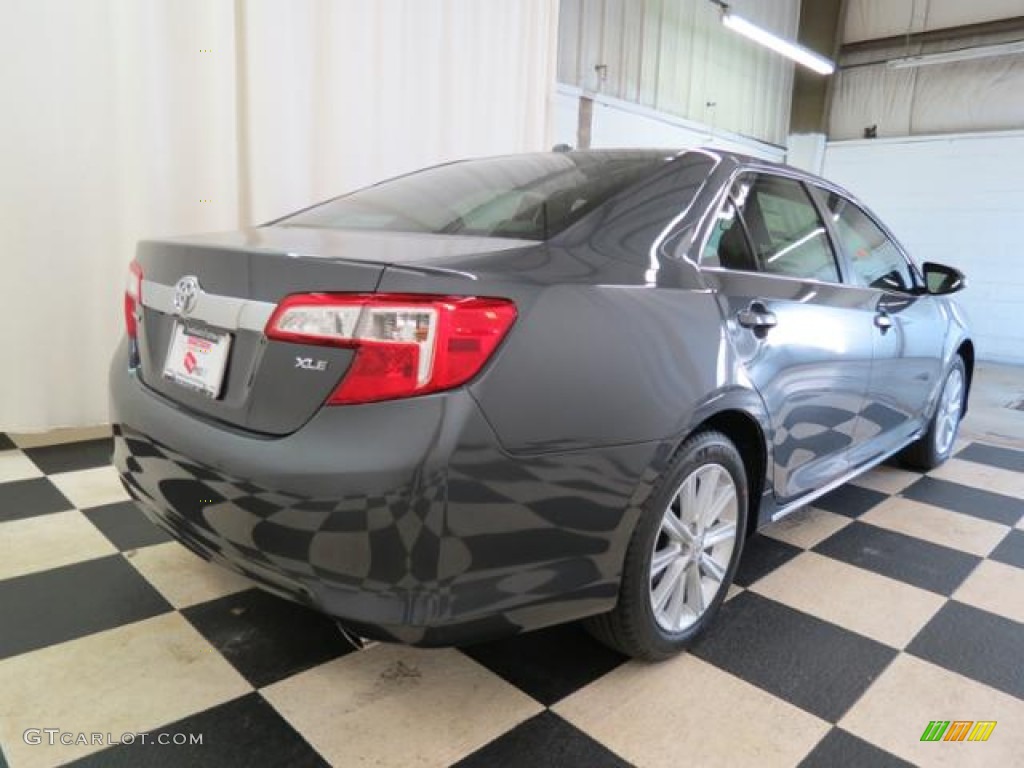2013 Camry XLE - Magnetic Gray Metallic / Ash photo #18
