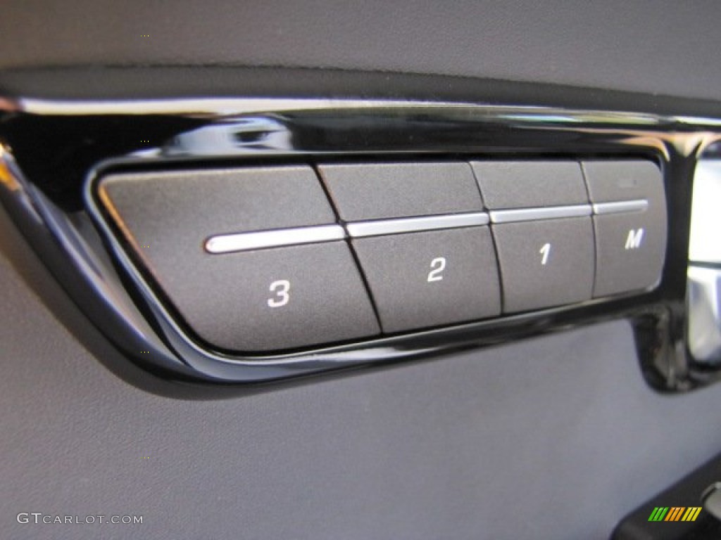 2012 Land Rover Range Rover Evoque Prestige Controls Photo #78287122