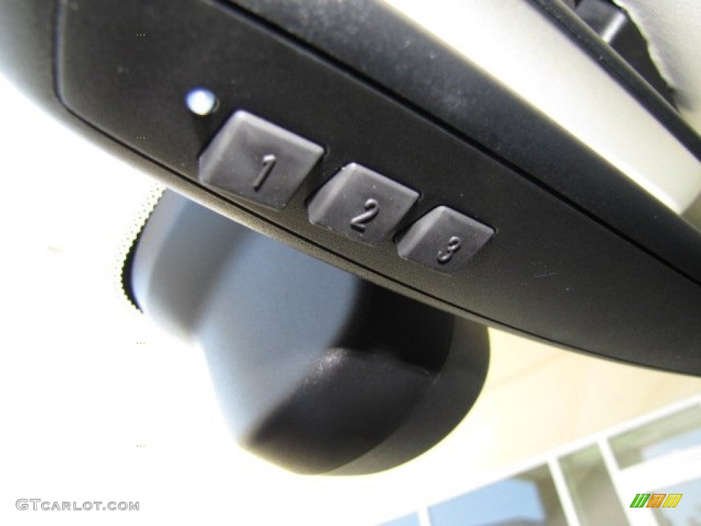 2012 Land Rover Range Rover Evoque Prestige Controls Photo #78287215