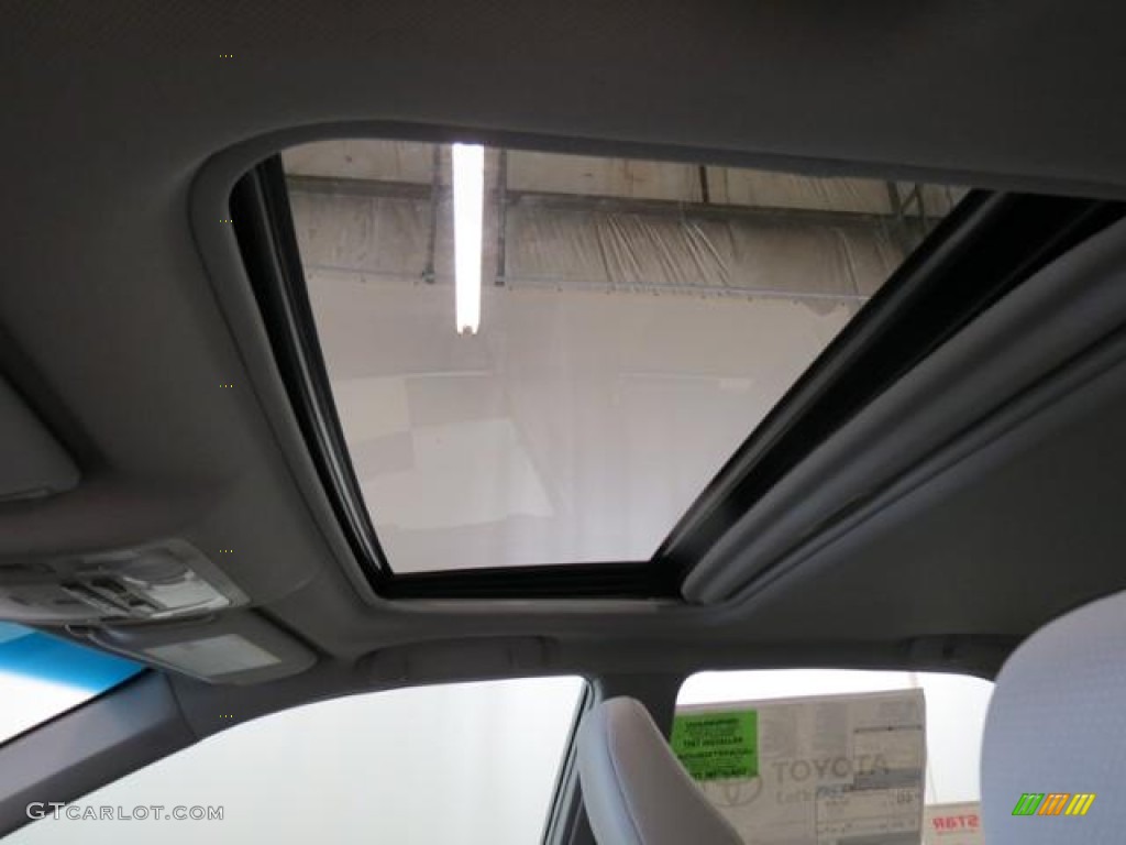 2013 Camry Hybrid XLE - Magnetic Gray Metallic / Light Gray photo #11