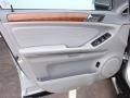 2009 Mercedes-Benz ML Ash Interior Door Panel Photo