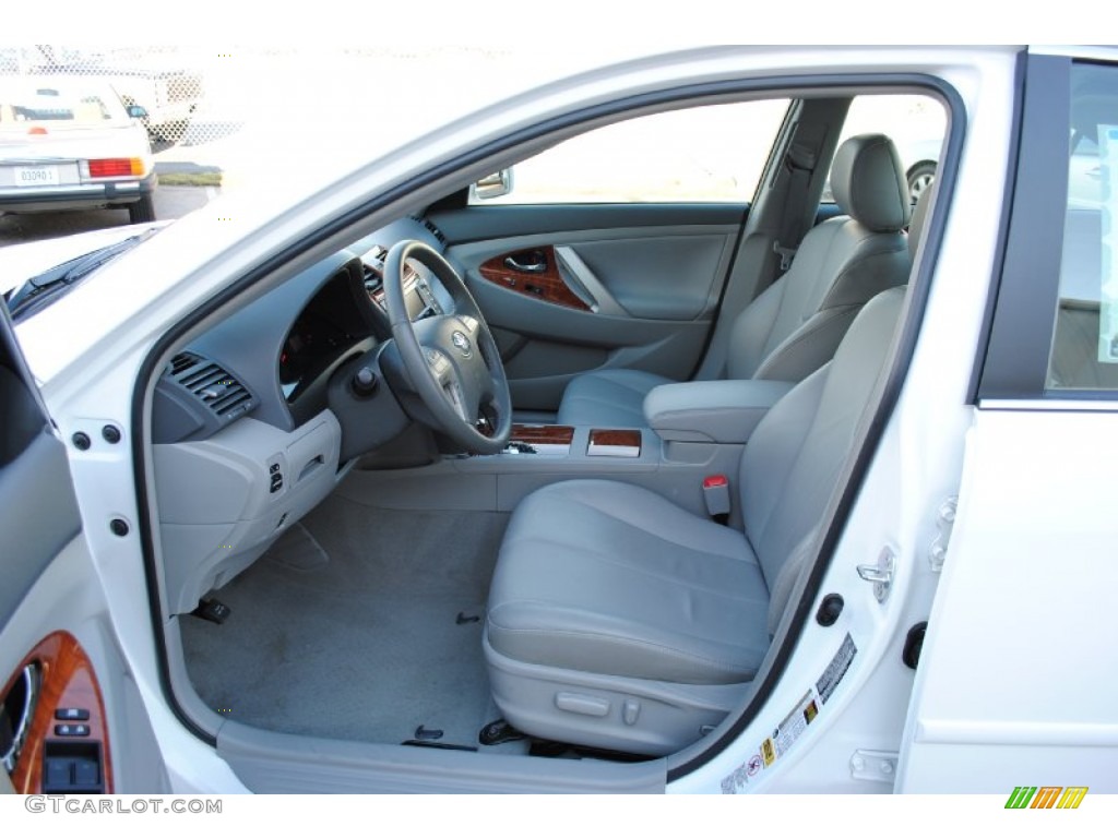 Ash Gray Interior 2010 Toyota Camry XLE V6 Photo #78289757