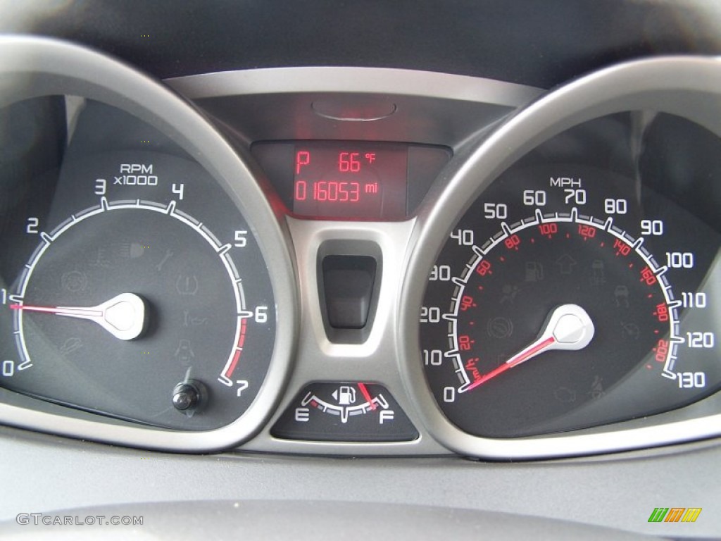 2012 Ford Fiesta SE Hatchback Gauges Photo #78290452