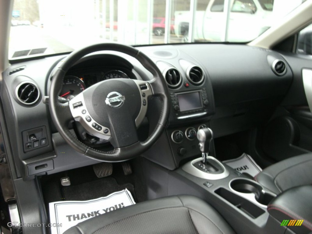 2011 Rogue SL AWD - Wicked Black / Black photo #9