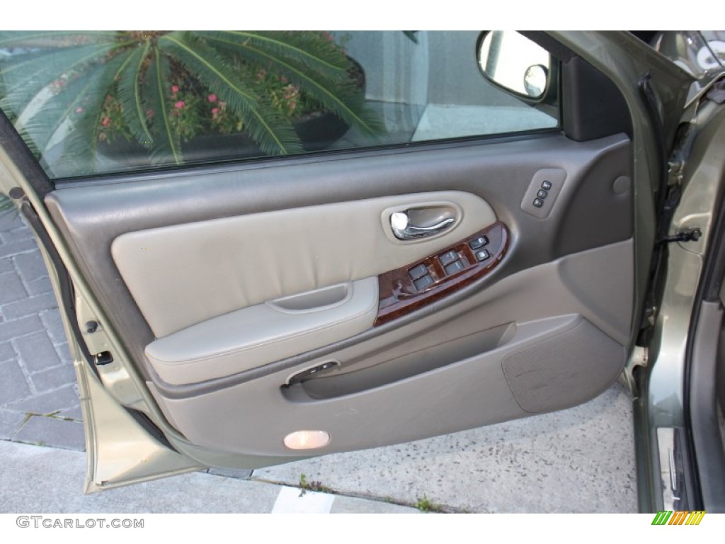 2001 Infiniti I 30 Sedan Beige Door Panel Photo #78291151