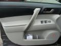 2011 Magnetic Gray Metallic Toyota Highlander V6 4WD  photo #6