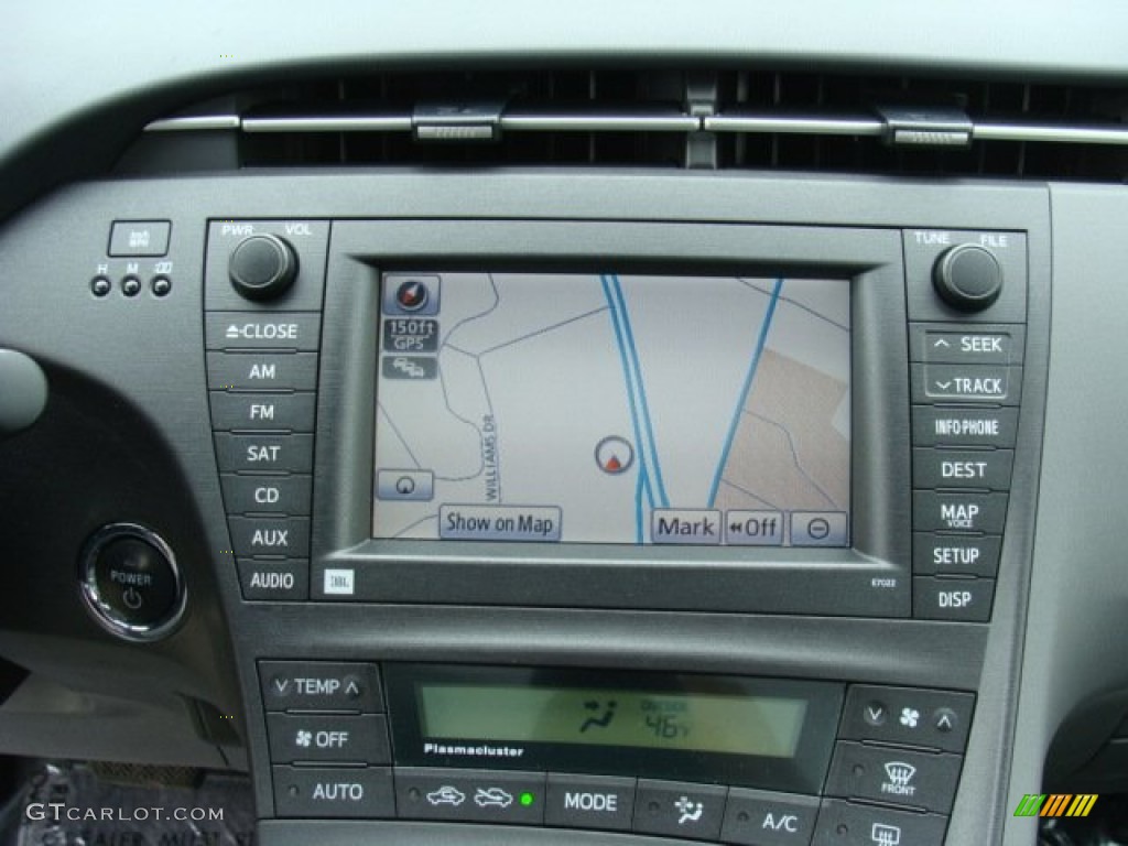 2011 Toyota Prius Hybrid II Navigation Photos