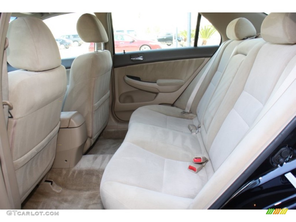 2003 Honda Accord LX Sedan Rear Seat Photo #78292993