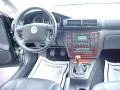 Black - Passat GLX Sedan Photo No. 12