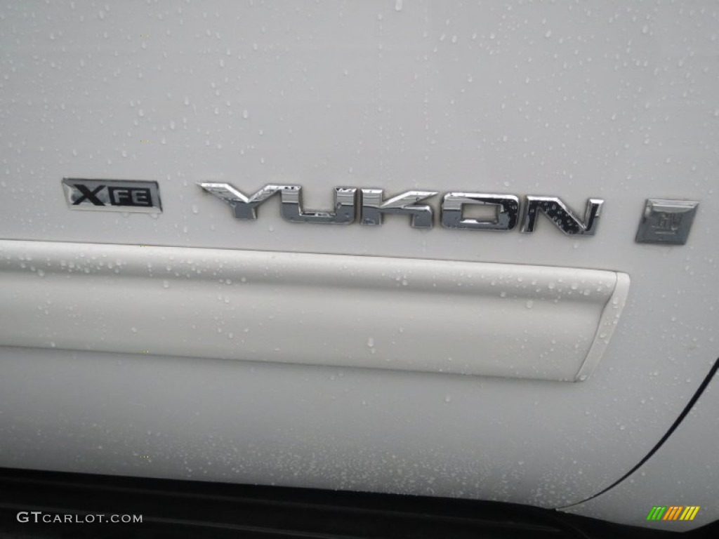 2009 GMC Yukon SLT Marks and Logos Photo #78294378