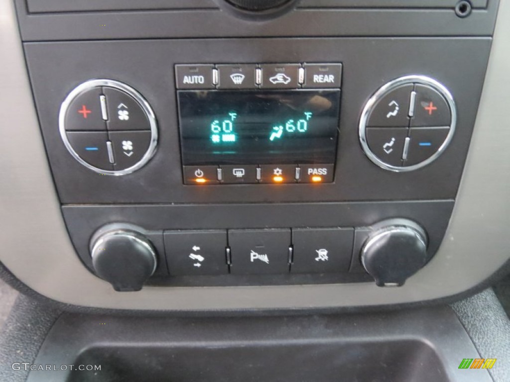 2009 GMC Yukon SLT Controls Photo #78294946