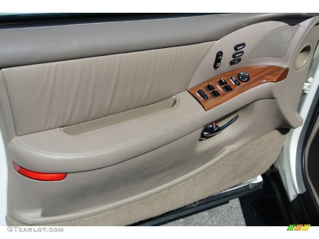 2002 Park Avenue  - White Diamond / Taupe photo #9