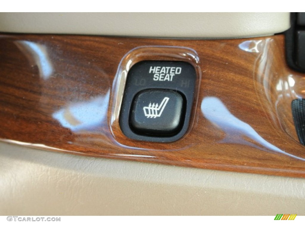 2002 Park Avenue  - White Diamond / Taupe photo #12