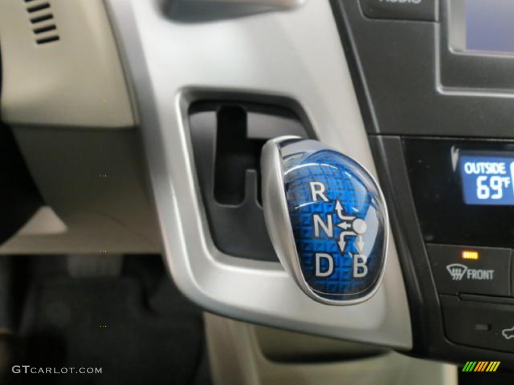 2013 Prius v Five Hybrid - Clear Sky Metallic / Bisque photo #13