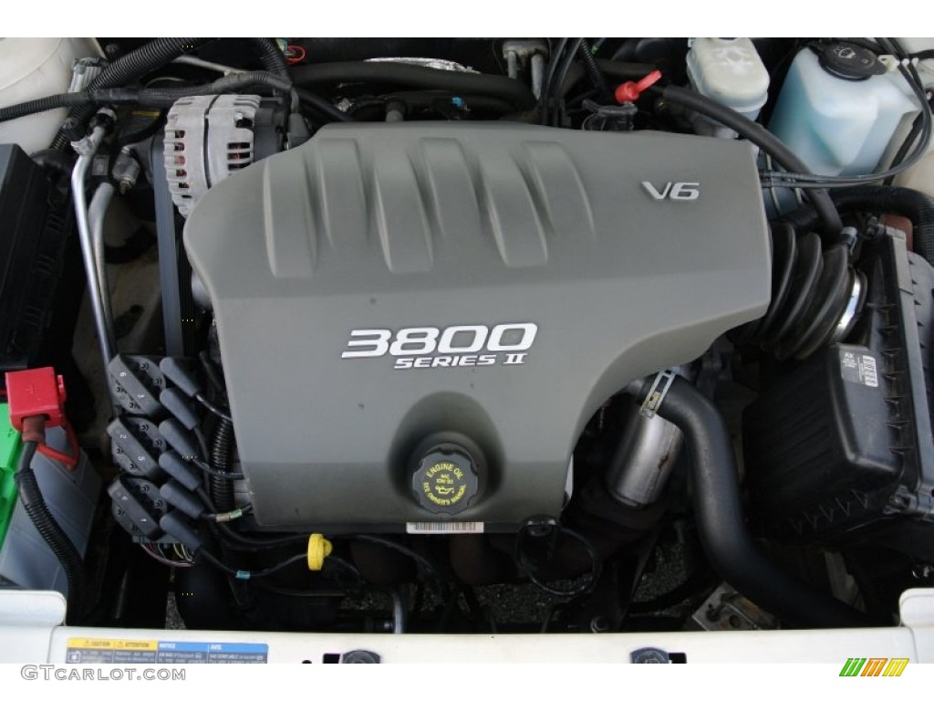 2002 Park Avenue  - White Diamond / Taupe photo #22