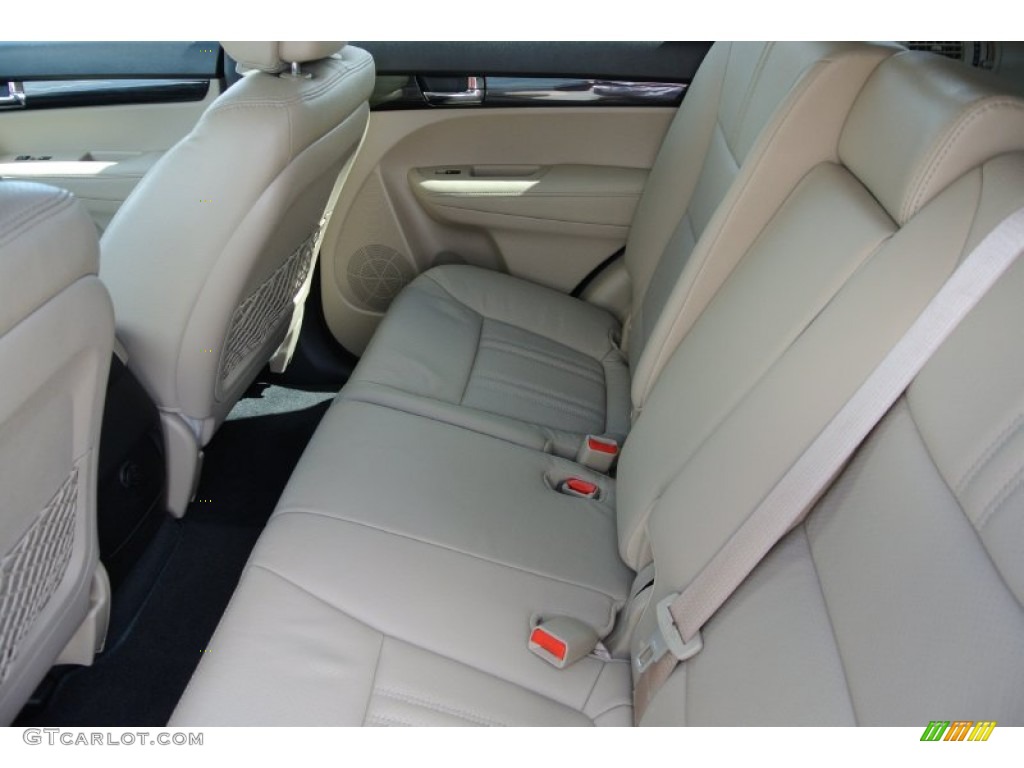 2013 Kia Sorento EX V6 Rear Seat Photos