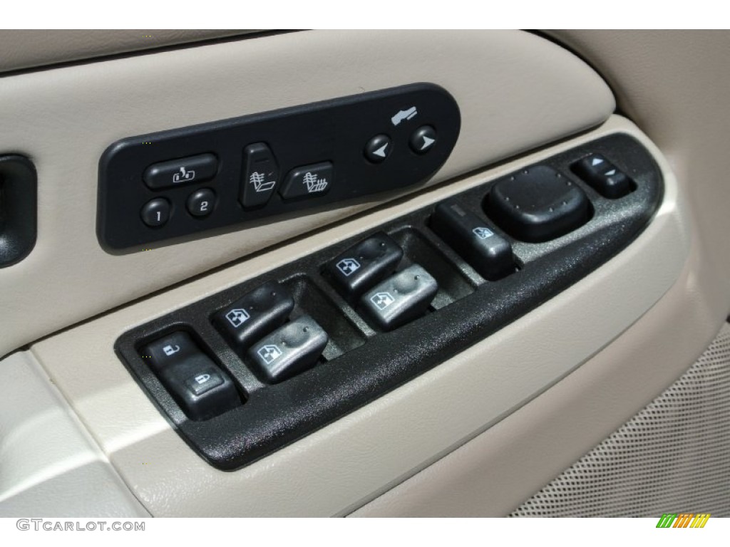 2003 Suburban 1500 Z71 4x4 - Black / Tan/Neutral photo #10