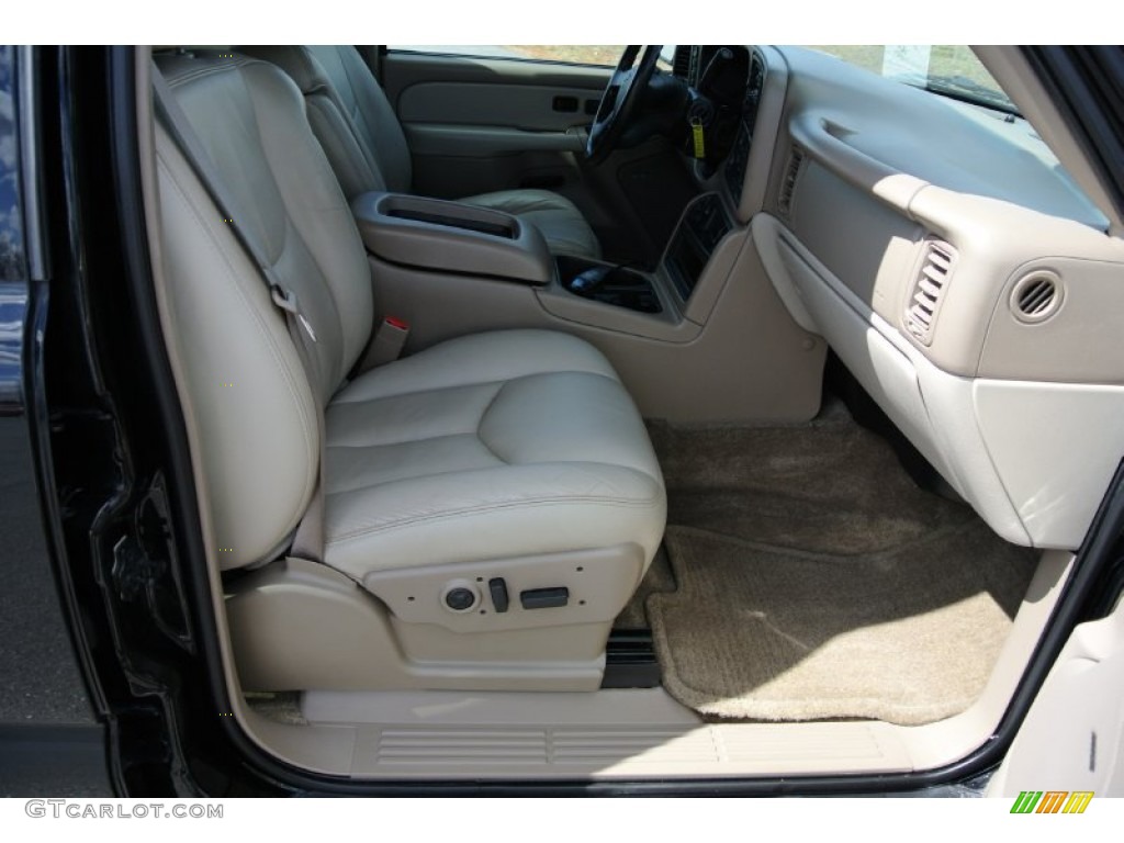 2003 Suburban 1500 Z71 4x4 - Black / Tan/Neutral photo #20