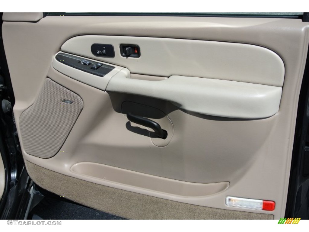 2003 Suburban 1500 Z71 4x4 - Black / Tan/Neutral photo #21