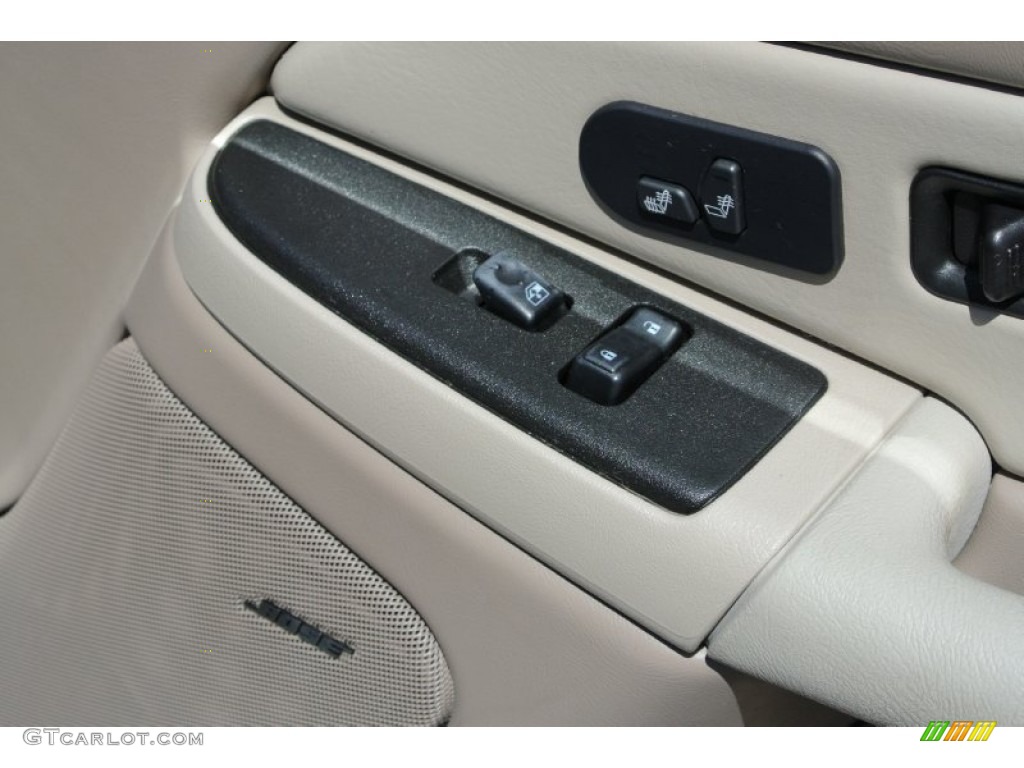 2003 Suburban 1500 Z71 4x4 - Black / Tan/Neutral photo #22