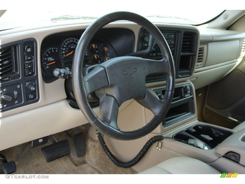 2003 Suburban 1500 Z71 4x4 - Black / Tan/Neutral photo #25