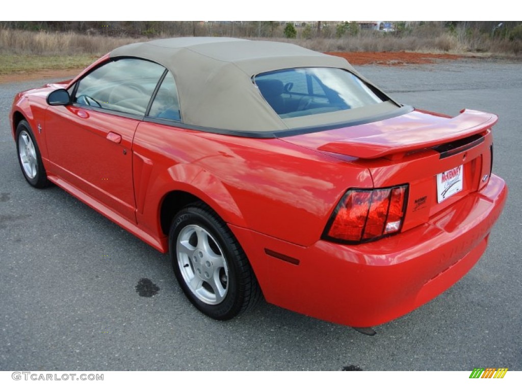 2003 Mustang V6 Convertible - Torch Red / Medium Parchment photo #4