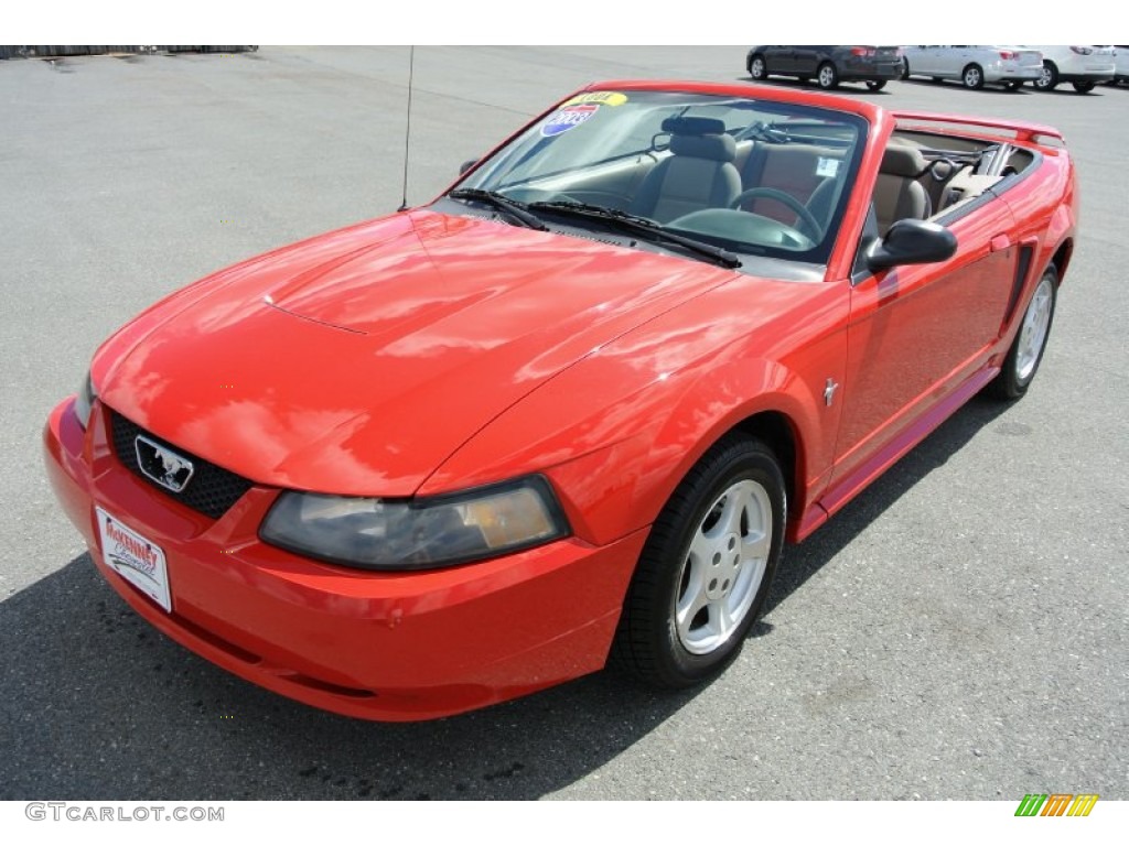 2003 Mustang V6 Convertible - Torch Red / Medium Parchment photo #23