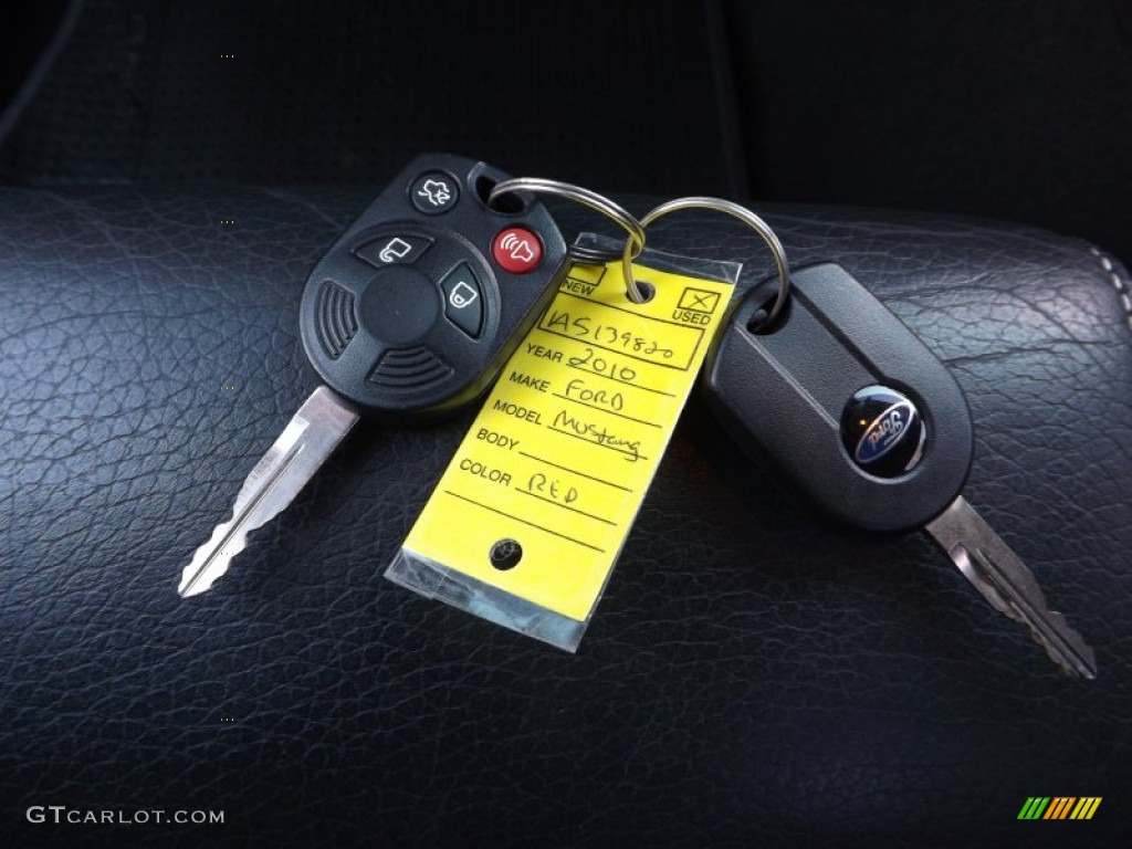 2010 Ford Mustang GT Premium Coupe Keys Photo #78297604
