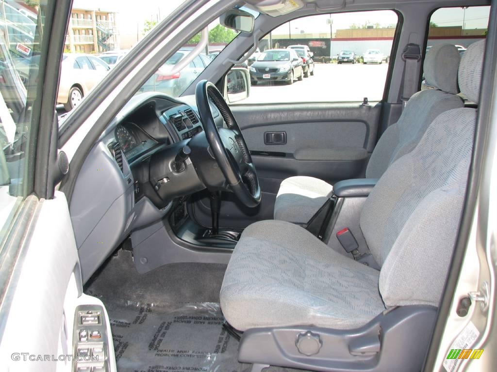 1999 4Runner SR5 - Millennium Silver Metallic / Gray photo #9