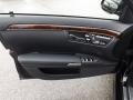 Black - S 550 4Matic Sedan Photo No. 9