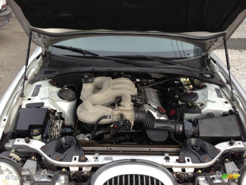2002 Jaguar S-Type 3.0 Engine Photos