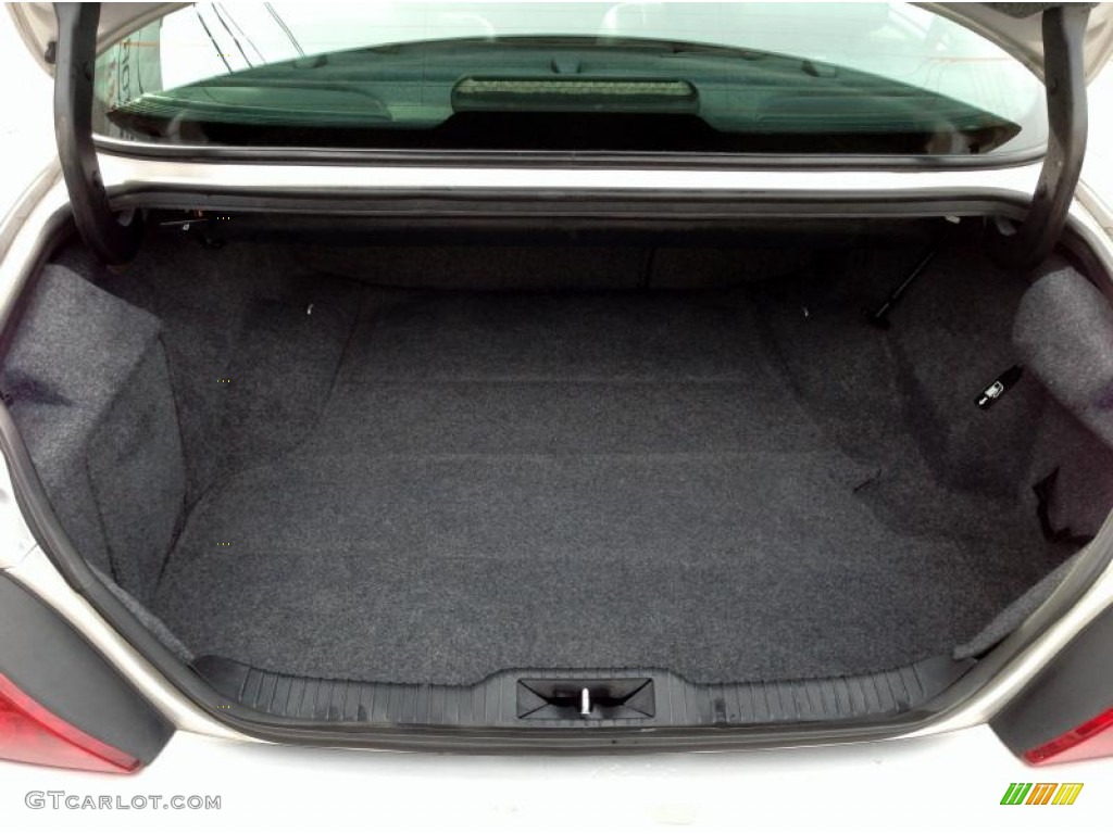 2002 Jaguar S-Type 3.0 Trunk Photo #78299725