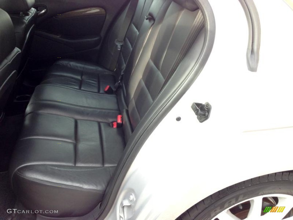 2002 Jaguar S-Type 3.0 Rear Seat Photos